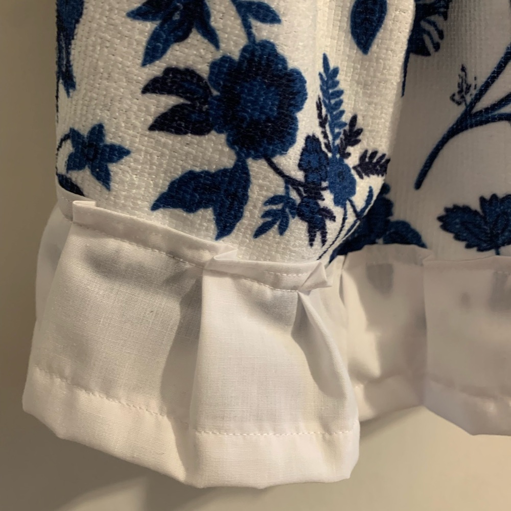 Kitchen Decor Towel Dress: Blue and White Flower - Picture 4 of 6
